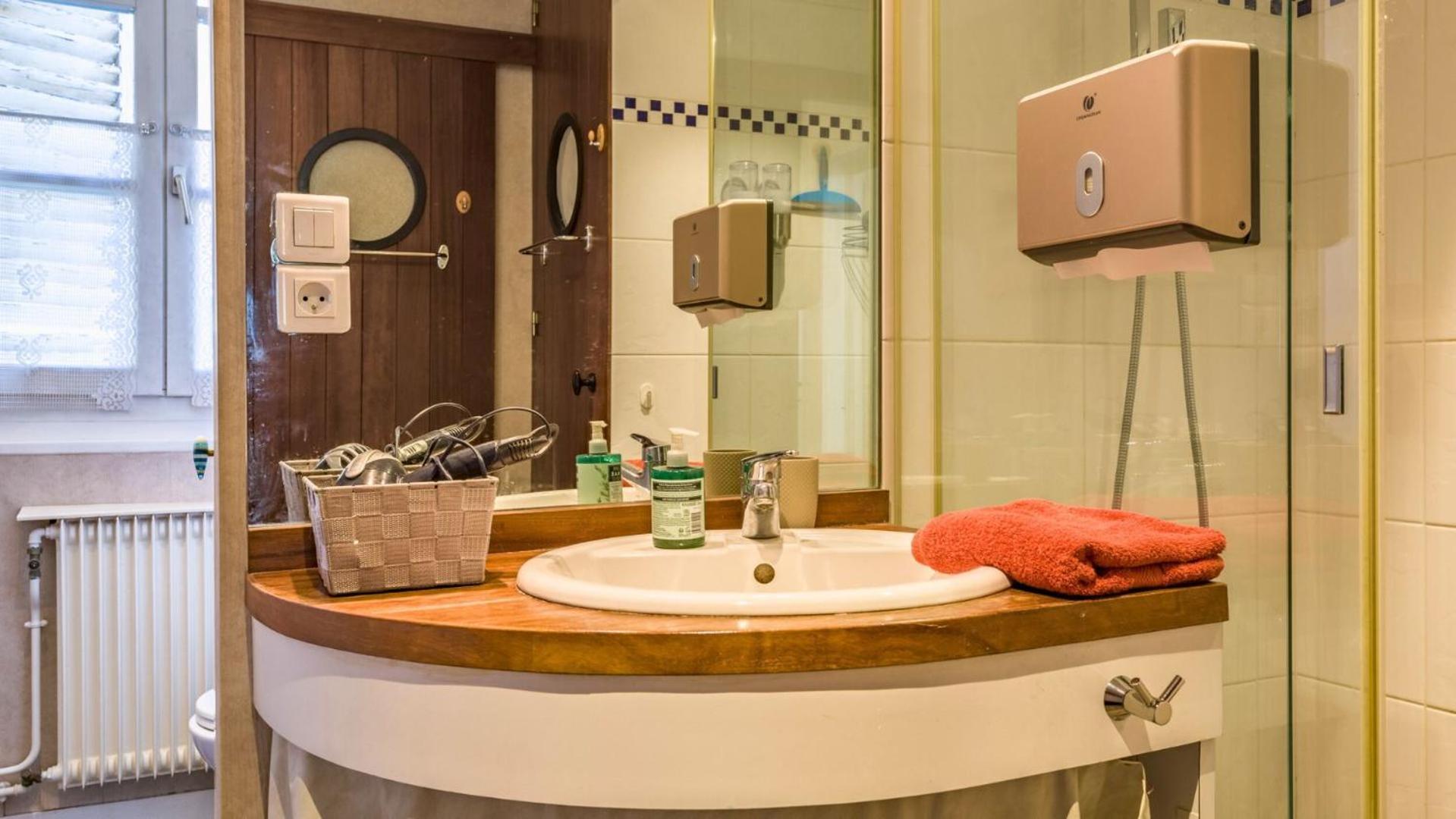 Chambre Privee Confort Charme Hypercentre Chez L'Habitant Troyes Dış mekan fotoğraf